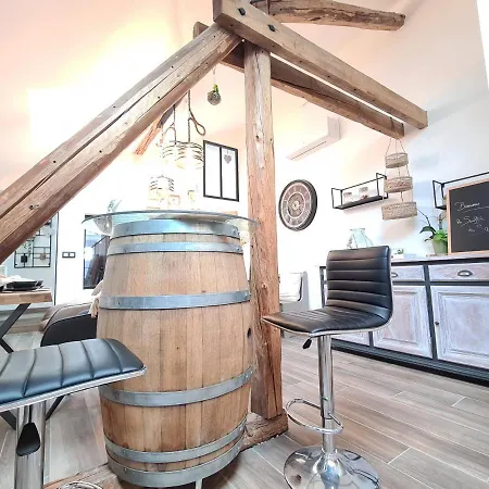 Le Tonneau Insolite Bacchus - Le Souffle Du Saule - Bed & Breakfast