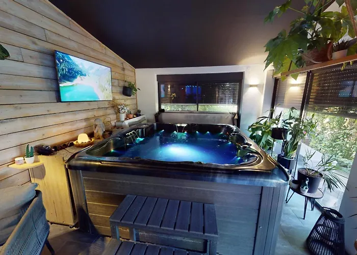 Le Tonneau Insolite Bacchus - Le Souffle Du Saule - Bed & Breakfast